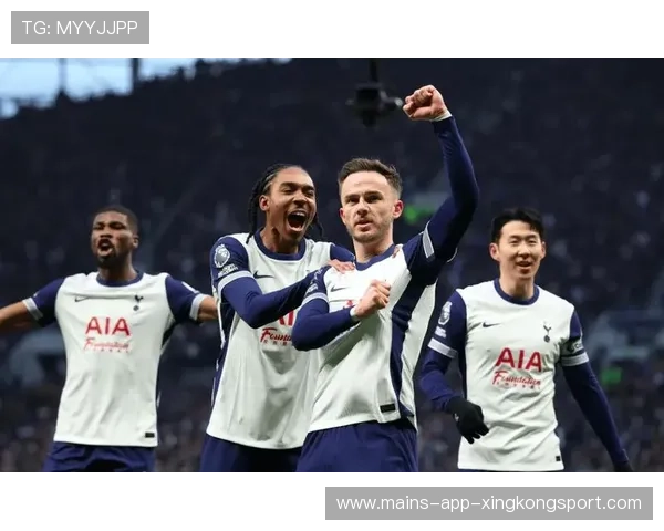 热刺门前混战补射，前锋嗅觉敏锐锁定胜果