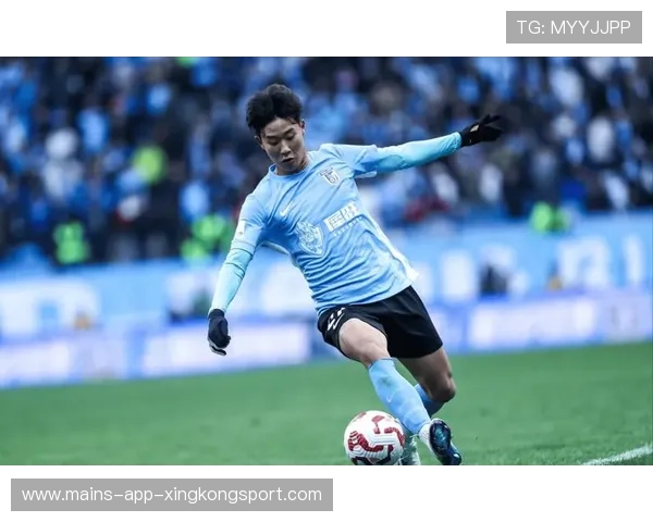 大连英博的防守反击节奏把对手压得喘不过气