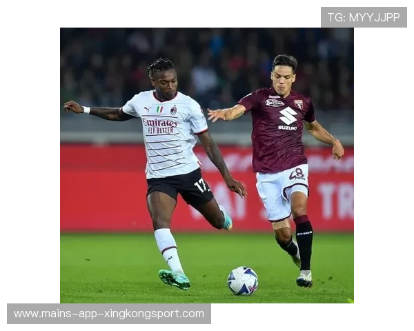 米兰3-2逆转都灵,拉比奥特惊艳远射点燃红黑军团反击 米兰3-2逆转都灵,拉比奥特惊艳远射点燃红黑军团反击